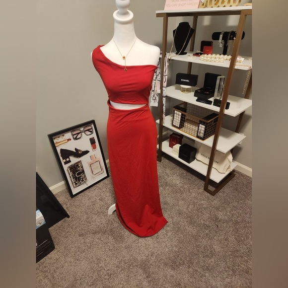 Susana Monaco one arm cut out high slit long dress / Red / Large / NWT - Picture 7 of 16